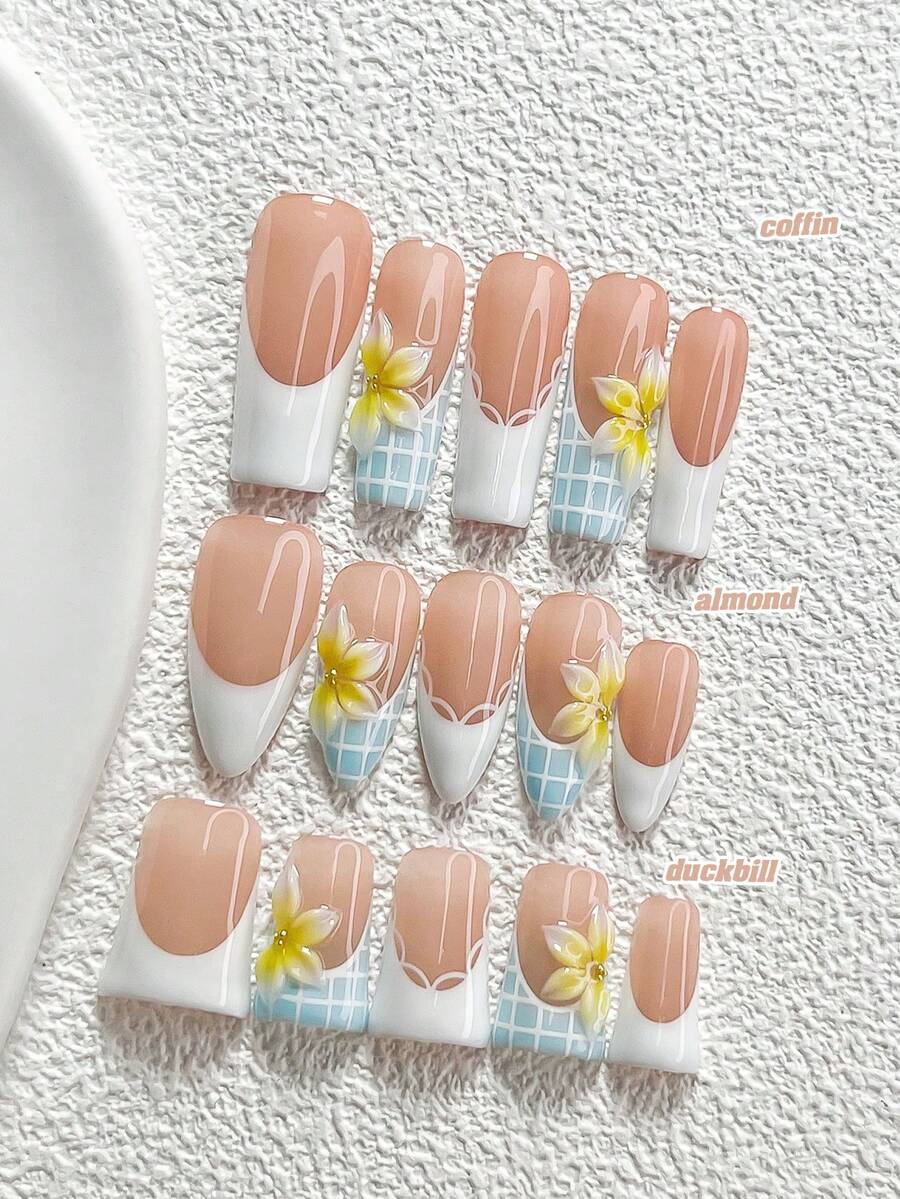10件套温柔度假风手工美甲套装,Unghie按压式美甲贴片,手工雕刻花瓣和线条美甲装饰,蓝白指甲油,清新夏日风格,附赠美甲工具(1张果冻贴片+1把指甲锉),3种尺寸可选:杏仁形、鸭形、棺材形美甲,适合聚会、日常、派对、拍照、玩乐、春夏、通勤等场合。 - 彩色 - 查看 1