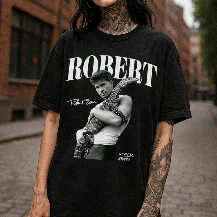 2026.Tops.Funny Men's And Women's Round Neck T-Shirt Women's Fashion T-Shirt,Vintage Robert Irwin Shirt, Robert Irwin Fan Gift,Gift For Her Or Him, Robert Irwin Wildlife Photographer Shirtsommer Outfit Herren - Black - View 1