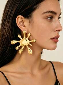 1 Pair Exaggerated Geometric Asymmetrical Stud Earrings - Yellow Gold - View 1