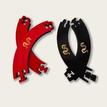 Cible de fléchettes de 18 pouces avec un design de dragon multicolore - Rouge + Noir - Voir 4