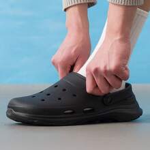 Skechers 厚底雲感洞洞鞋丨一體 EVA 緩震防水透氣男子兩穿休閒戶外沙灘涼鞋 - 黑色 - 查看 4