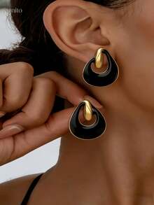1 Set Black Geometric Pattern Earrings And Pendant, Fashionable Minimalist Twisted Stainless Steel Jewelry, Suitable For Valentine's Day, Christmas, Anniversary, Commuting, Mother's Day, Summer Beach Accessories, Retro Style - Multicolor - View 8
