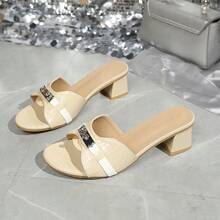 Giày sandal đế dày cao gót màu trắng dập vân cá sấu thanh lịch, khóa kim loại, đa năng, thích hợp cho hoạt động ngoài trời. - Màu be - Xem 3