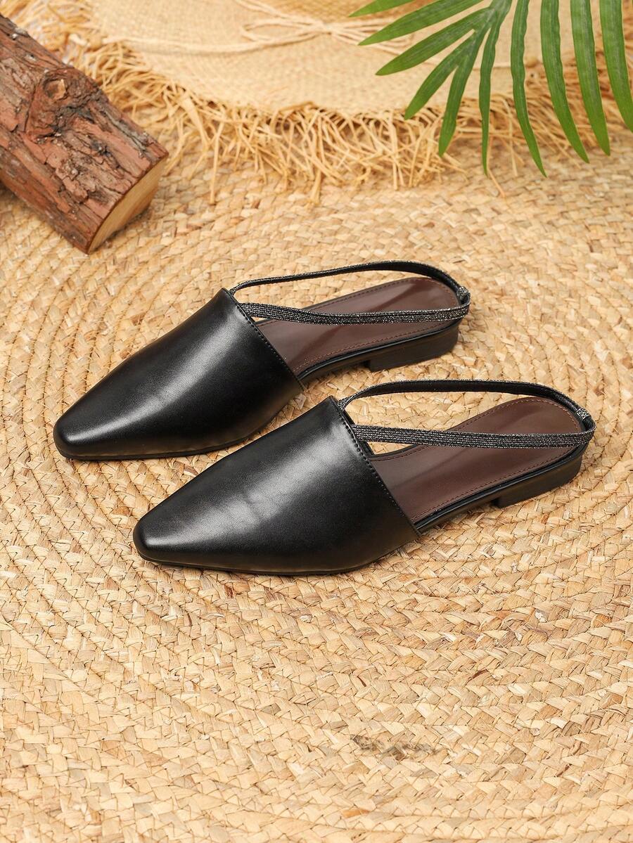 Women's Flat Sandals 2026 Spring/Summer New Versatile Soft Bottom Fashion Roman Sandals, Large Size 41-43 - Black - View 1