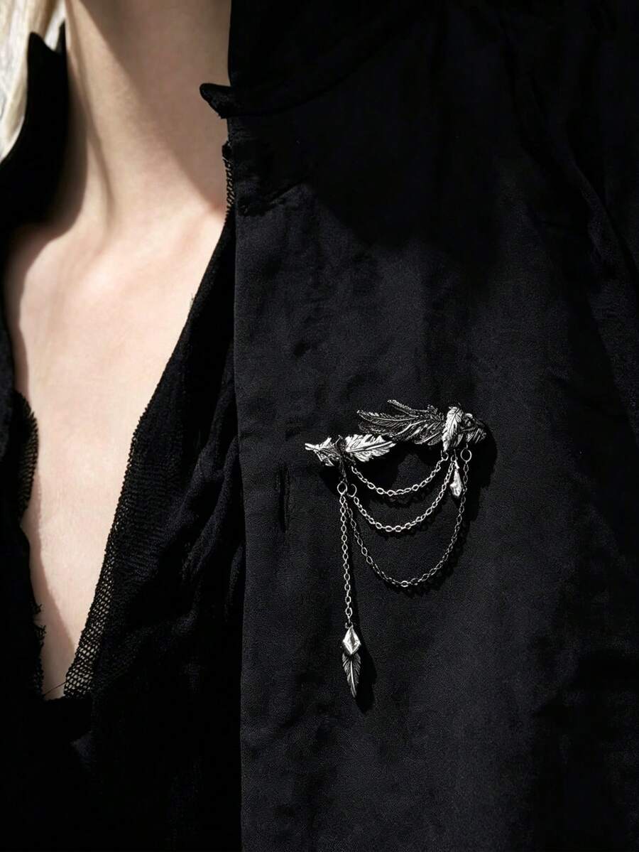 1 Pc Fashion Light Luxury Minimalist Feather Brooch, Can Be Used As Bag Pin. Integrated With Gothic, Hip-Hop And Punk Styles, A Gift For Friends. - Multicolor - View 1