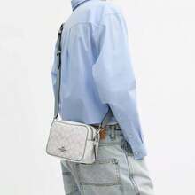 Coach Women's Mini Carey Double Zip Crossbody Bag - 粉筆藍 - 查看 5