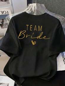 Women's Short-Sleeved T-Shirt With Bridal-Themed Decorative Patterns And The Slogan "" In Cursive Lettering, Round Neck, Short Sleeve, Casual Style For Spring/Autumn/Summer, Back-To-School Outfits For Women, Women's Tops, Summer Outfits, Women's Holiday Outfits, Women's Spring Outfits, Tops, Women's Club Outfits, Black Color, 100% Cotton. - 黑色 - 查看 9