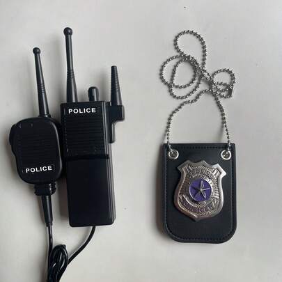 2 Pieces Cosplay Prop Set, Including A Retro Badge Prop And A Plastic Walkie-Talkie Prop; Perfect For Party/Prom Costumes, A Gift For Friends, Or For Character Use.