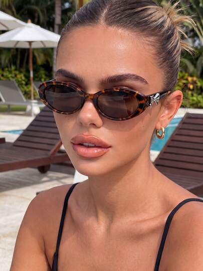 1 paar retro ovale modebrillen, een elegant accessoire met vlinderdecoratie op de pootjes, geschikt voor reizen, strand, familie-uitjes, wandelen, feestjes, vakantie, als verjaardagscadeau en vele andere gelegenheden.