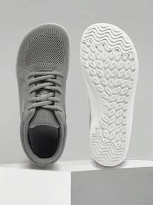 Zapatillas casuales transpirables con caja de punta ancha para hombres, zapatillas planas de corte bajo con cordones, calzado versátil para el trabajo y caminar, entrenadores de malla de varios colores para todas las estaciones - Gris Claro - Ver 4