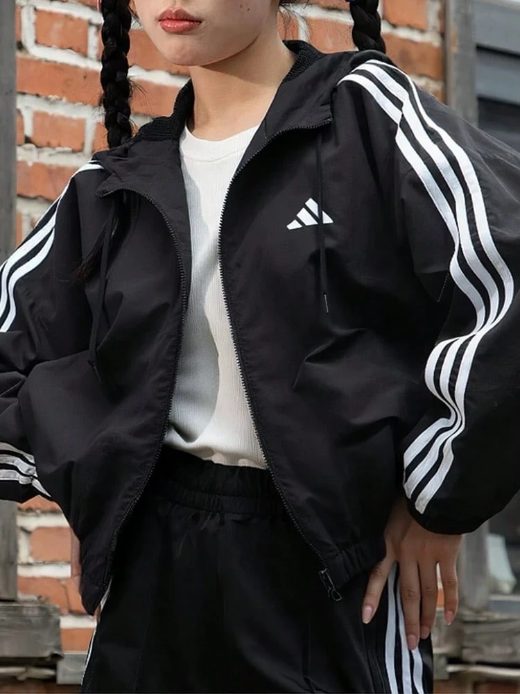 adidas 3-Stripes 休閒百搭運動休閒連帽外套JZ2162 - 黑色 - 查看 1