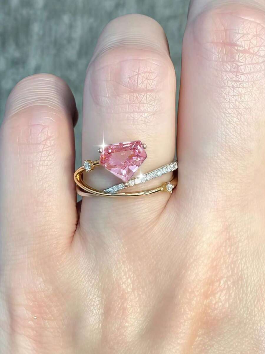 1 chiếc nhẫn Zirconia hồng đa giác khảm nạm tinh tế, có thể điều chỉnh độ mở, phù hợp cho nữ giới đeo hàng ngày, hẹn hò, dự tiệc, đính hôn, cưới. - Vàng - Xem 1