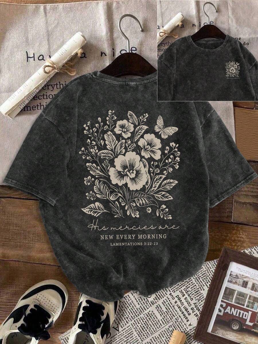 Camiseta de mujer talla grande con estampado de flores vintage, mariposas y letras desgastadas, de cuello redondo y manga corta, cómoda y casual, ideal para primavera/verano, adecuada para uso diario casual y playa, actividades al aire libre, color negro - Negro - Ver 1