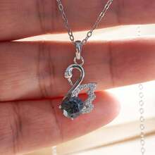 1 chiếc mặt dây chuyền hình thiên nga bằng bạc S925 đính đá Moissanite tròn 1 carat, thích hợp cho nữ đeo hàng ngày, hẹn hò, dự tiệc, kèm hộp quà tặng. - Một chiếc 1CT - Xem 5