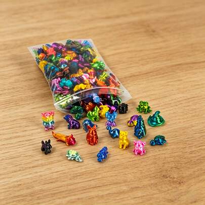 Random 5pcs/10pcs/15pcs/20pcs/25pcs Colorful Gradient 3D Printed Mini Figurines, Decorative Accessories, Cute Desktop Decor, Living Room Bedroom Ornaments, Father's Day Gifts, Party Favors, Mother's Day Gifts, Birthday Party Souvenirs, Creative Small Gifts For Friends, Coworkers, Students, Family