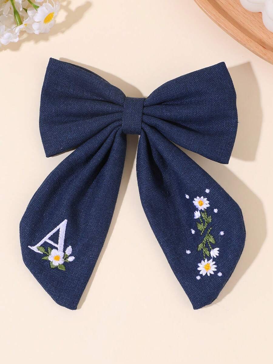 1件海軍藍布料A-Z 26字母刺繡髮夾蝴蝶結、刺繡雛菊髮夾、鱷魚夾，休閒時尚髮飾，返校季 - 彩色 - 查看 1