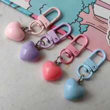 5pcs/4pcs Random Color Macaron Heart Shaped Keychain Pendant, Cute Girly Gift, Suitable For Wedding, Birthday, Anniversary, Couples, Friends, Pet Lovers, Valentine's Day, Mother's Day And Other Occasions - View 5