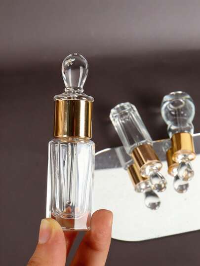 Chai nhỏ giọt tinh dầu 12ml sang trọng kiểu cổ điển, sọc dọc, bằng thủy tinh pha lê trong suốt, có thể tái sử dụng, kèm nắp kim loại sáng bóng và ống nhỏ giọt bằng thủy tinh pha lê, cùng bộ dụng cụ chiết rót 3 trong 1 (phễu + ống nhỏ giọt + ống hút), gioăng kép chống rò rỉ, kích thước nhỏ gọn tiện dụng khi đi máy bay, vật trang trí bàn trang điểm thanh lịch, món quà tuyệt vời cho những người yêu thích liệu pháp hương thơm nữ và phù dâu.