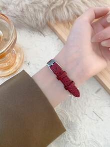 1 pieza Reloj de cuarzo para mujer de estilo retro con correa ajustable, elíptico con escala de números romanos, compacto y perfecto para uso diario - Rojo - Ver 5
