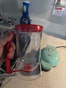 4-Cup Batter Dispenser With Scale Mark, Squeeze Handle, Pancake Batter Dispenser Pancakes, Waffles, Muffins, Crepes & Cupcakes, Baking, Kitchen Gadget (Red) - Đỏ - Xem 3
