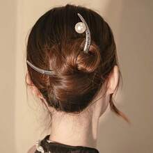 1pc Minimalist Faux Pearl Crescent Hairpin, Geometric Pattern Cheongsam/Hanfu Hair Accessory, Suitable For Party & Events,Festival,Birthday - Multicolor - View 2