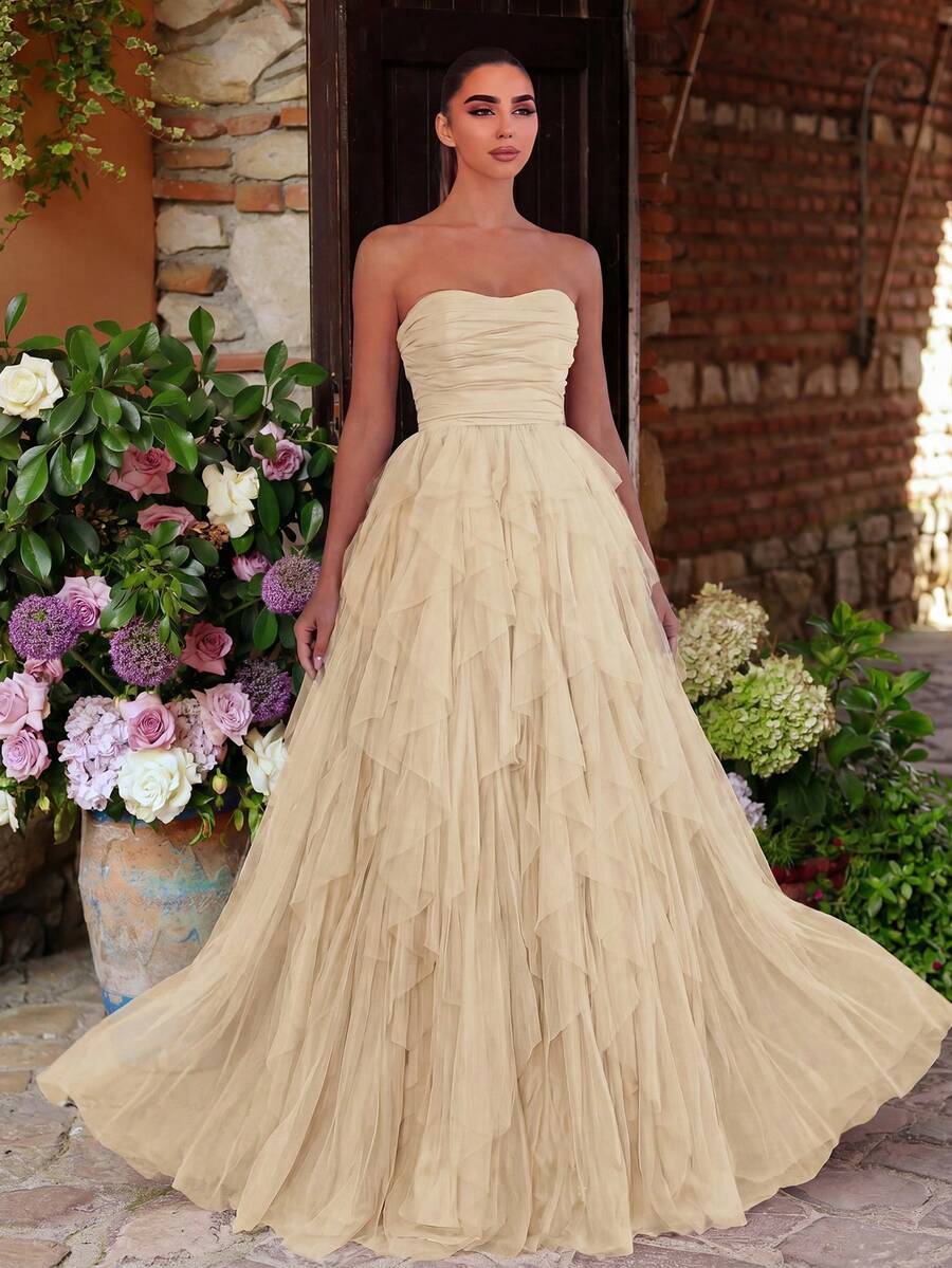 Romantic Strapless Bridal Dress, Layered Ruffle Tulle Skirt, A-Line Silhouette, Suitable For Classic Weddings, Graduations, Galas
