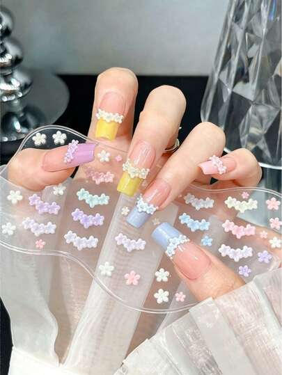 50 chiếc phụ kiện trang trí móng tay hình hoa ba cánh, màu macaron, đính ngọc trai, họa tiết ren Pháp.