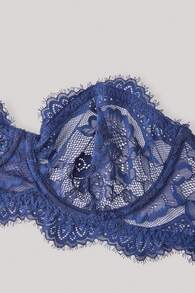 Hourtrue 2pcs Women's Elegant Sexy Lace Lingerie Set - Royal Blue - View 3