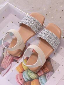 1 Pasang Sandal Tenun Kotak-kotak Berpayet Perak untuk Anak Perempuan, Nyaman dan Tidak Mengiritasi, Pengait dan Perekat yang Dapat Diatur, Desain Ujung Persegi Terbuka, Gaya Mewah Ringan, Sandal Hak Satu Potong, Cocok untuk Pesta Ulang Tahun Anak dan Pemakaian Sehari-hari - Perak - View 2