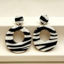 1 Đôi bông tai tròn hình học bằng acrylic họa tiết sọc ngựa vằn thời trang, thích hợp để đeo hàng ngày. - Sọc ngựa vằn - Xem 5