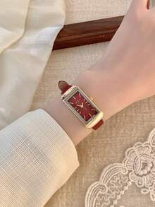 1pc Retro Style Adjustable Strap Quartz Women's Watch Elliptical With Roman Numeral Scale For Compact And Perfect For Daily - Red - View 3