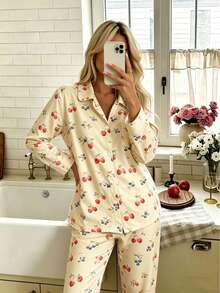 Nina Bonheur Bộ đồ ngủ 2 món dành cho nữ: Áo tay dài cổ bẻ và quần cạp chun. - Màu vàng - Xem 4