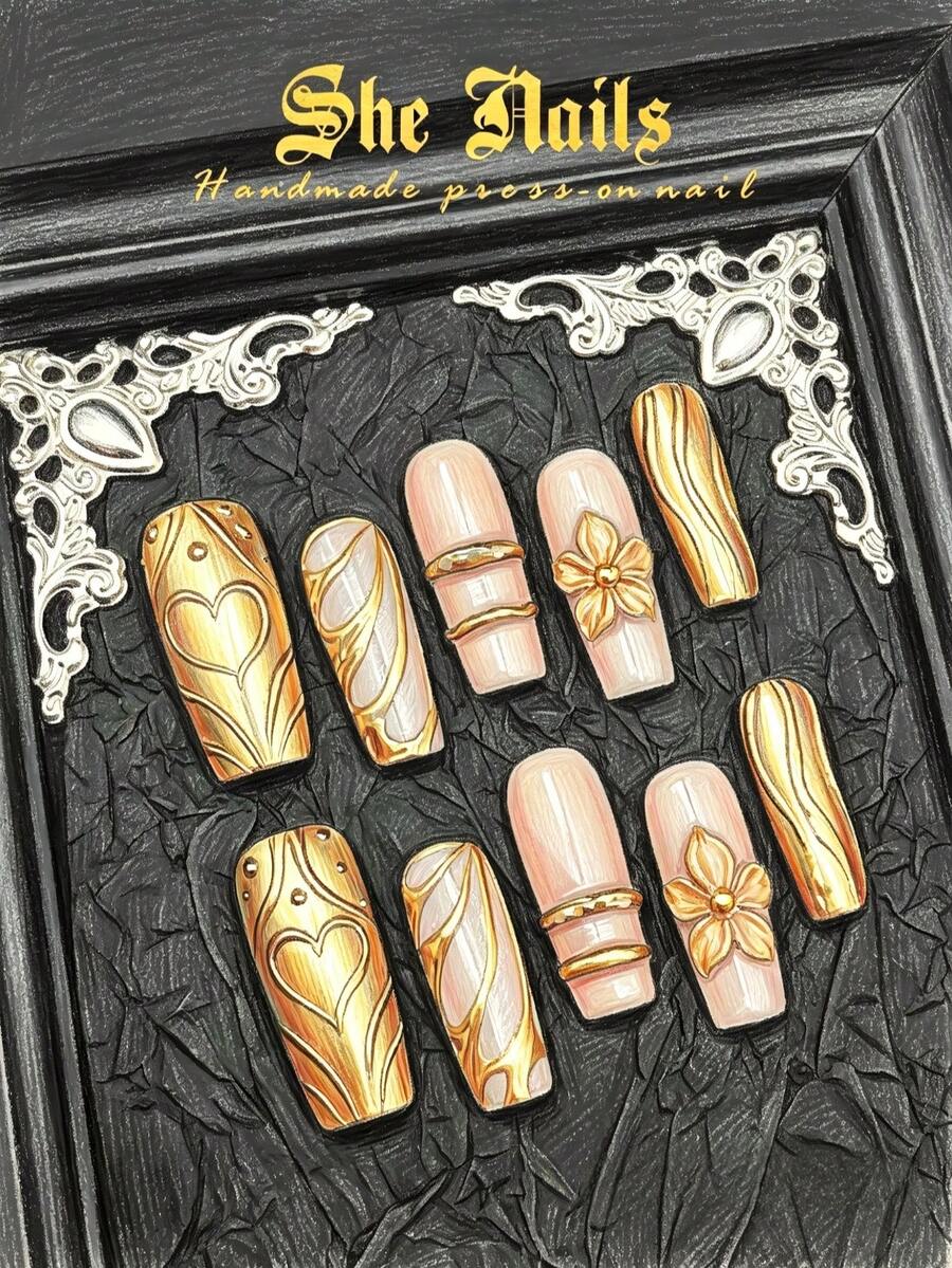 10 piezas Juego de uñas postizas rectangulares con lentejuelas doradas brillantes, incluye lentejuelas rojas, lazos plateados hechos a mano en 3D, ondas plateadas y calcomanías de manicura francesa redonda, adecuado para el Día de San Valentín, uso en fiestas de Año Nuevo, para damas y señoritas, incluye adhesivos de pegamento para uñas y lima de uñas. Uñas postizas hechas a mano - Dorado - Ver 1