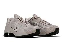 Nike Shox R4 'College Grey' (Unisex) College Grey/University Red/Metallic Silver/Black IH0265-009 Summer New - Xám - Xem 8