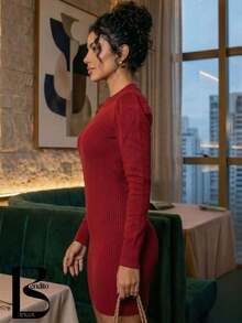 Women's Ribbed Knit Dress, Long Sleeves, Round Neck, Shoulder Detail, Winter Fashion - 紅色 - 查看 3