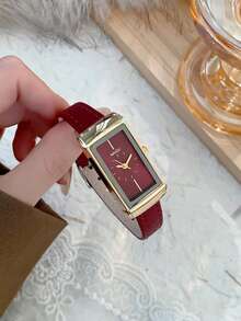1 pieza Reloj de cuarzo para mujer de estilo retro con correa ajustable, elíptico con escala de números romanos, compacto y perfecto para uso diario - Rojo - Ver 2