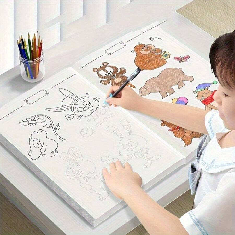 1本儿童可爱动物轮廓描摹涂色书，幼儿控笔训练涂色书，卡通动物轮廓涂色书，学前儿童控笔绘画书，包含老虎、大象、鲸鱼和其他可爱动物的图案，线条清晰易于描摹，有助于培养儿童的精细动作技能、专注力和绘画兴趣，是幼儿园儿童理想的绘画练习入门书。