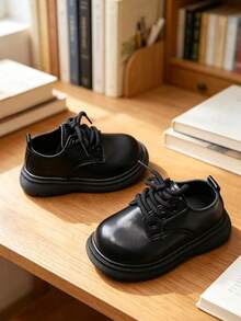 儿童PU皮休闲鞋一双，2026最新时尚款式，防滑鞋底，系带设计，柔软透气内里，适合上学、聚会、运动等场合。 - 黑色 - 查看 4