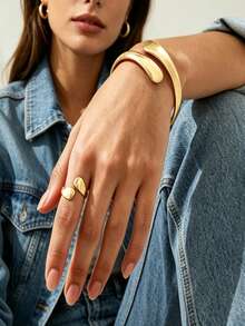 1 Set de Brazaletes Geométricos Exagerados para Mujeres - Amarillo Oro - Ver 3