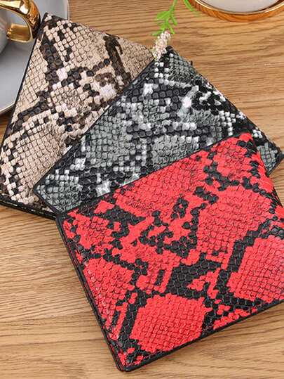 1pc New Vintage Snake Skin Print Wallet, Creative Design Short Bifold Leather Wallet With Multiple Card Slots For Men, Students