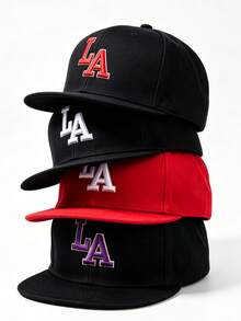 1顶“LA”刺绣棒球帽，适合棒球、篮球、秋季穿搭、运动风格，90年代时尚，色彩鲜艳。可调节按扣式后扣，适合运动、嘻哈、卡车司机、防晒户外及休闲场合。 - 多色 - 查看 2