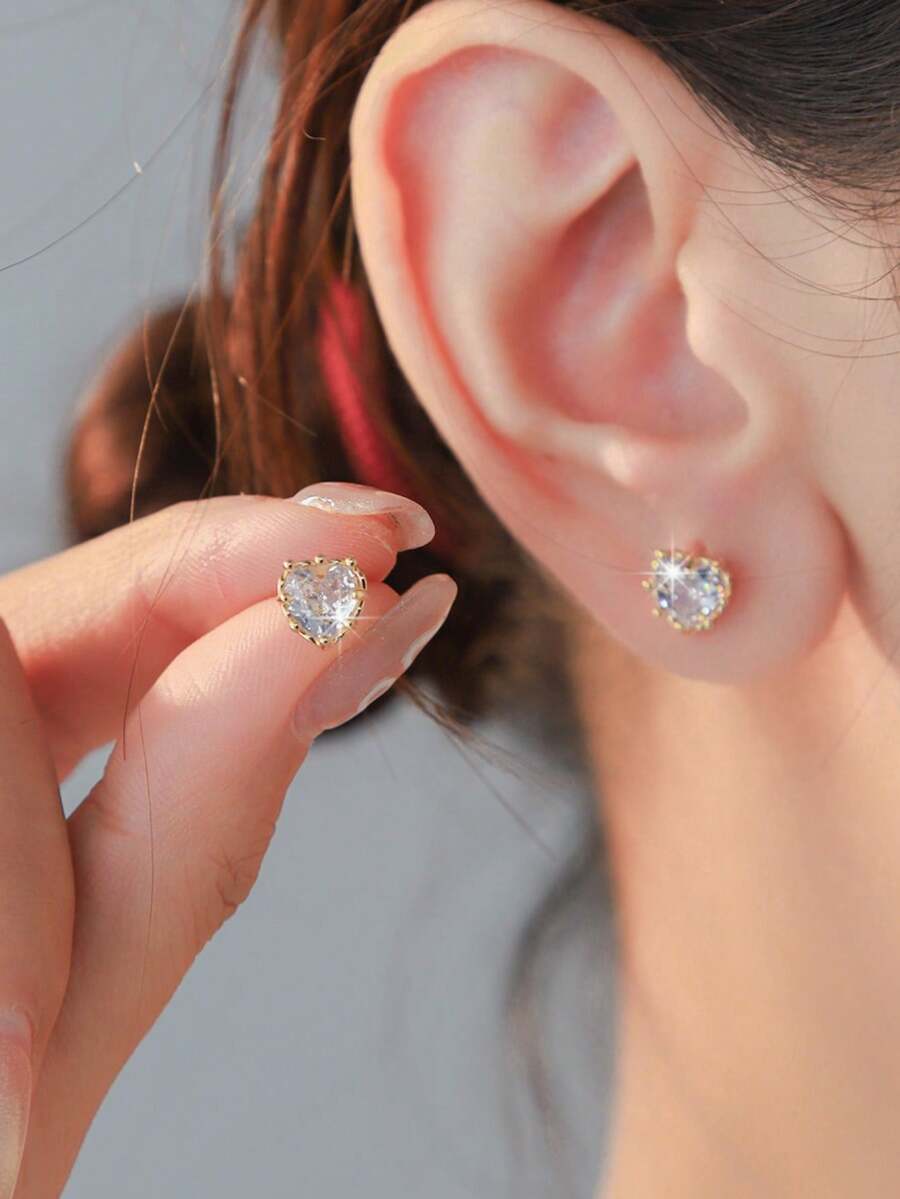 1 Đôi bông tai pha lê hình trái tim sang trọng, thanh lịch và ngọt ngào, chất liệu thủy tinh thời trang và độc đáo được thiết kế dành cho phụ nữ. - Trái tim - Xem 1
