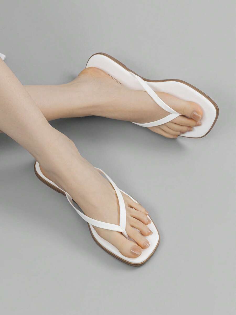 Rihero Women's Flip Flops Comfortable Classic Square Toe Beach Sandals Slip On Leather Thong Flat Sandals Dressy - 白色 - 查看 1