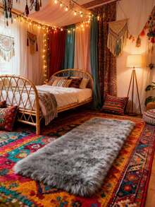1pc Red Triple Heart Decor Carpet, Plush Bedroom Decor For Valentine's Day, Small Rug, Carpet, Love Home Decor, Living Room Carpet, Small Living Room Rug, Bedroom Carpet, Living Room Home Decor, Outdoor Rug, Washable Carpet - Light Grey - View 7