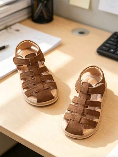 1 Pair Children's Closed Toe Sandals, PU Upper Anti-Slip Thick Sole Hook And Loop Closure, 2026 Most Casual Sandals, Soft Breathable Lining Protects Skin, Closed Toe Design Protects Feet, Suitable For School, Holidays, Parties, Sports