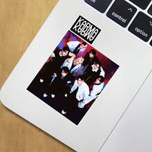 100張 St/Ray Kids(SKZ) KARMA 主題防水貼紙，高畫質手帳 DIY 裝飾貼紙，K-Pop 男團應援周邊，適合 及多款專輯造型，不重複圖案，高畫質印刷，乙烯基材質防水耐刮無殘膠，適用於筆記本、手機殼、行李箱、水壺、手帳，生日、節日、情人節、畢業、開學禮物，STAY 粉絲專屬收藏，2026 新款 - 彩色 - 查看 6
