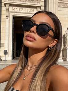 1 pieza Nuevas gafas de sol de mujer de plástico, pequeñas, ovaladas, multicolor, estilo retro, portátiles, versátiles, minimalistas, combinables, adecuadas para viajes, playa, bar, salidas diarias, accesorio - Multicolor - Ver 2