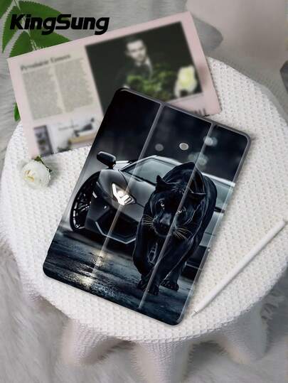 Kingsung Ốp lưng máy tính bảng họa tiết xe hơi. Tương thích với iPad 9.7/10.2/10.5/10.9/12.9/Pro 11, thế hệ thứ 10, Air 8 (M4) 2026 (11 inch), Air 6 (M4) 2036 (13 inch). Cũng tương thích với Samsung Galaxy Tab S6 Lite 10.4 inch, Kindle Paperwhite thế hệ thứ 12 2024, Kindle thế hệ thứ 11 2022, Kindle có chân đế thông minh/chức năng tự động bật/tắt màn hình.