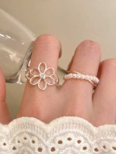 2pcs/Set Fashionable Hollow Flower Beaded Rings, Suitable For Daily Wear