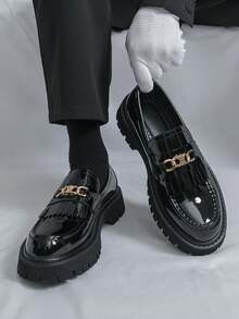 男士圆头德比鞋，饰有纽扣和流苏，休闲套脚乐福鞋，亮黑色男士正装鞋，婚鞋 - 黑色 - 查看 3